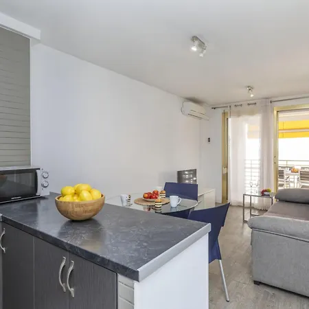 Novelty-4 By Interhome * Salou
